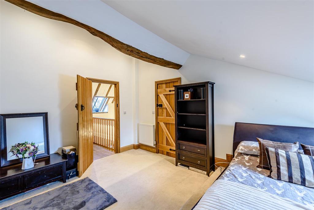 8453516-interior12.jpg