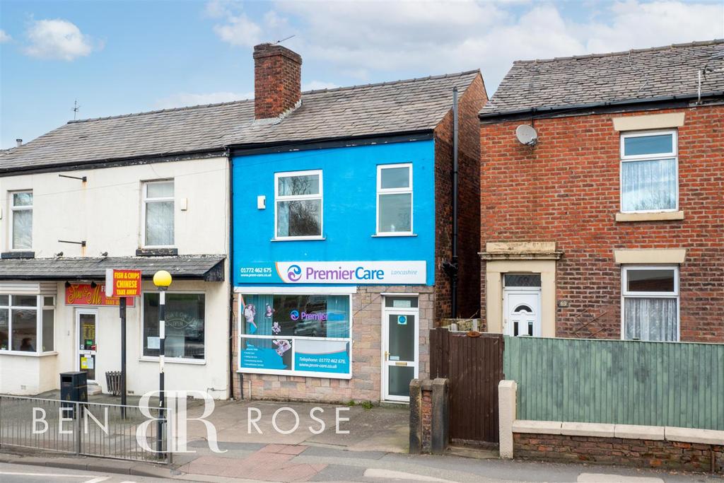 Turpin Green Lane, Leyland Shop £100,000