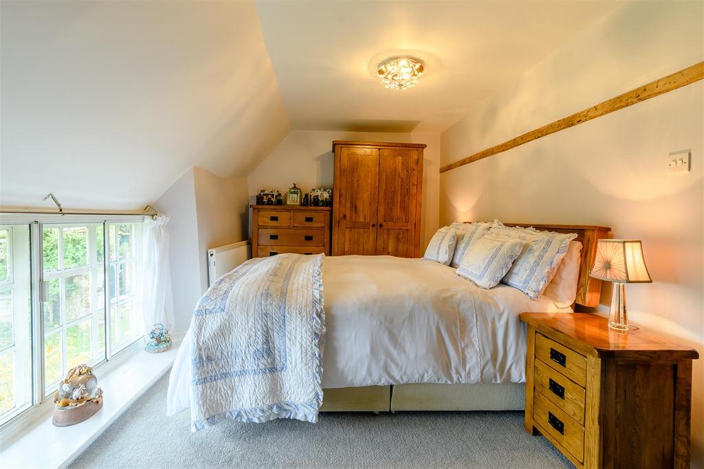 8442061-interior20.jpg