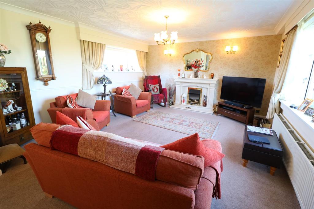 Percival Drive, Stockton Brook... 3 bed detached house £349,950