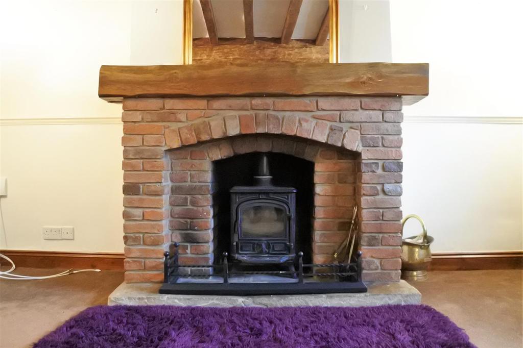 Feature stove