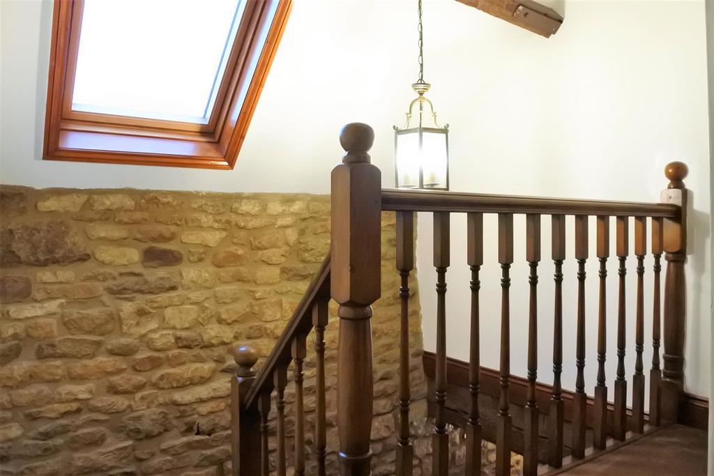 Galleried landing