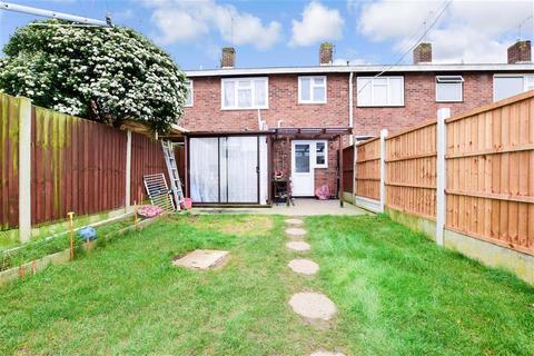 4 Landermere, Basildon, SS14 2DL