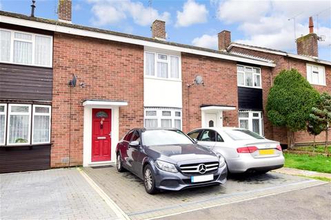 4 Landermere, Basildon, SS14 2DL