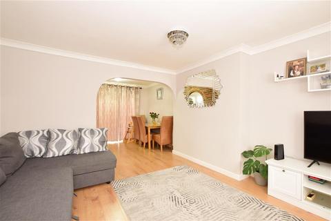 4 Landermere, Basildon, SS14 2DL