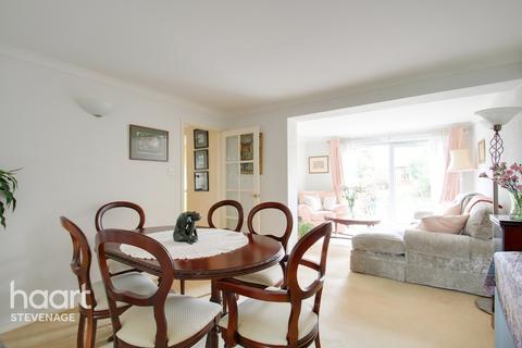 26 Aston End Road, Aston, Stevenage, SG2 7EU