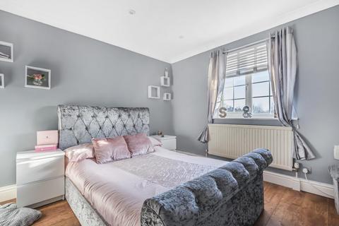 27 Mayford Close, Beckenham, BR3 4XS