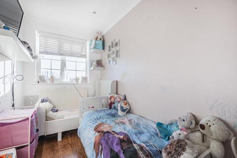 27 Mayford Close, Beckenham, BR3 4XS