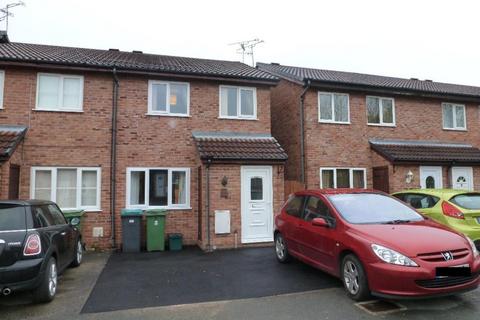 2 bedroom terraced house to rent, Thistledown Close, Rhostyllen, LL14