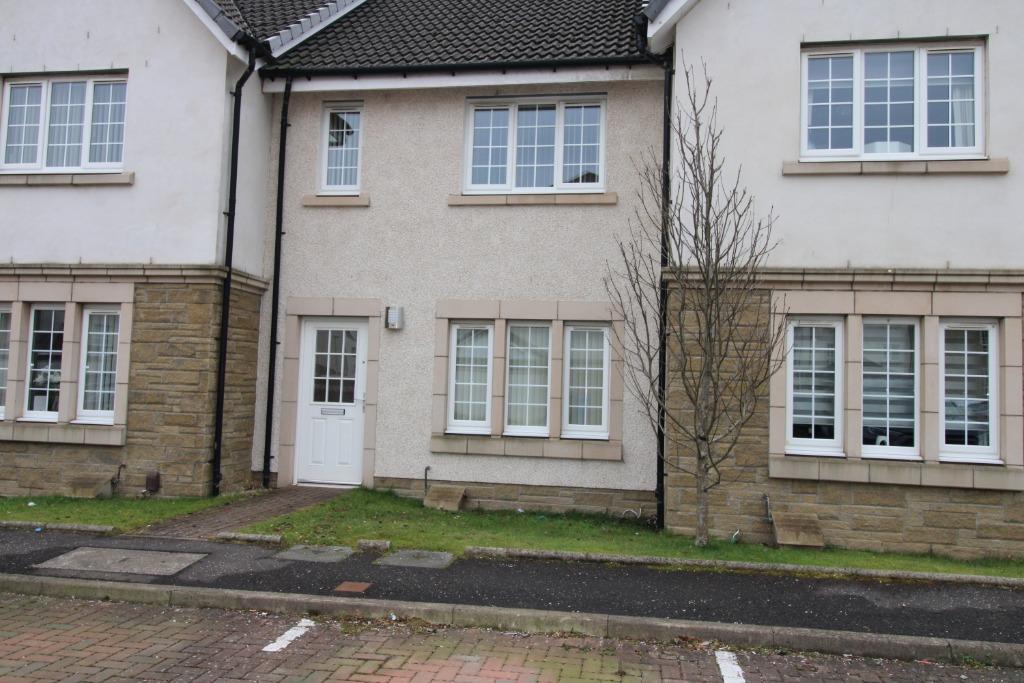 Crown Crescent, Kinnaird Village, Larbert, FK5 3 bed terraced house £