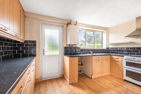 8 Almsford Drive, Harrogate, HG2 8EN