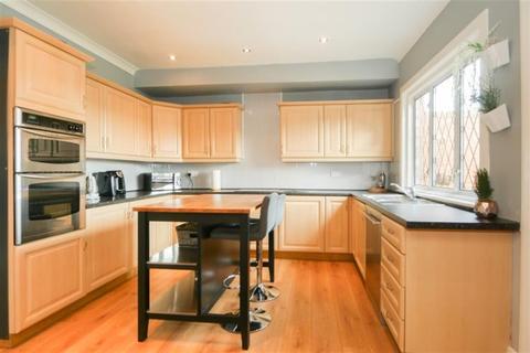 47 Butt Lane, Leeds, LS12 5AY