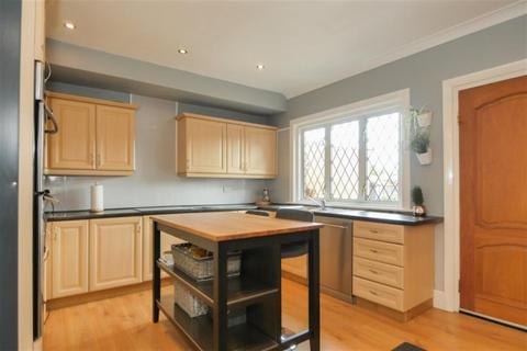 47 Butt Lane, Leeds, LS12 5AY