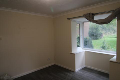 undefined, Luton, LU4