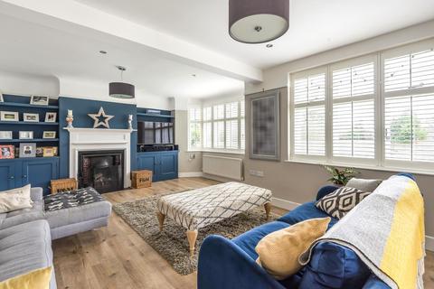 Breamore Cobham Way, East Horsley, Leatherhead, KT24 5BH