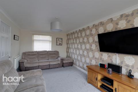 94 Aysgarth, Bracknell, RG12 8SF