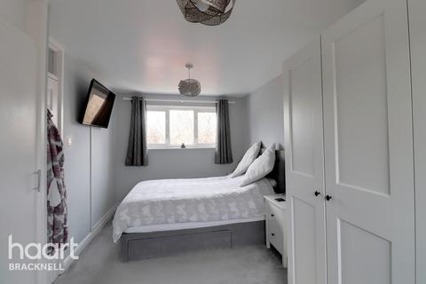94 Aysgarth, Bracknell, RG12 8SF