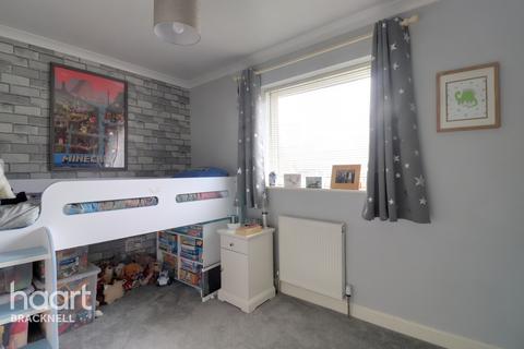 94 Aysgarth, Bracknell, RG12 8SF