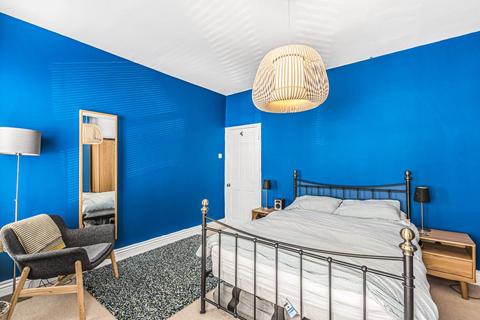 35 Lucerne Road, Thornton Heath, CR7 7BB