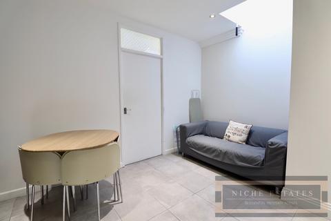 4 bedroom mews to rent, Sussex Way, Archway, N19 - SEE 3D VIRTUAL TOUR!