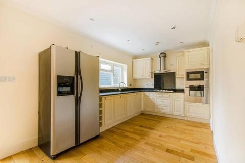 5 bedroom semi-detached house to rent - Argyle Road, North Finchley, N12