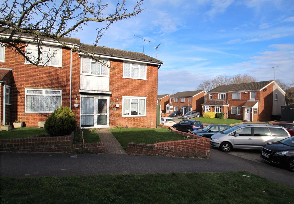 Broadway, Gillingham, Kent, ME8 3 bed end of terrace house £1,000 pcm