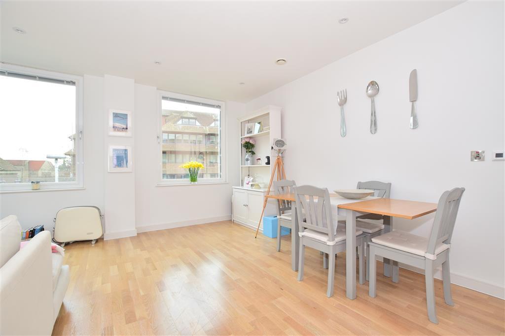 Kitchen/Living Room