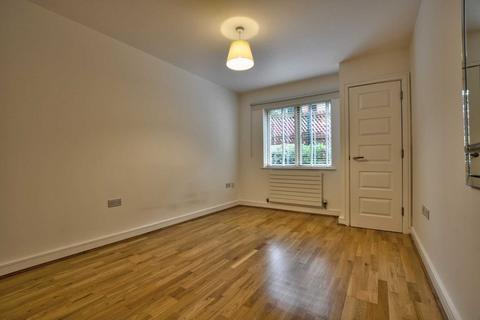 1 bedroom apartment to rent, Bell Court,    Bell Street, Maidenhead SL6