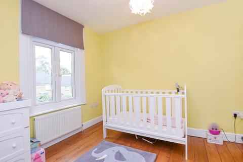 15 Vulcan Road, London, SE4 1DQ