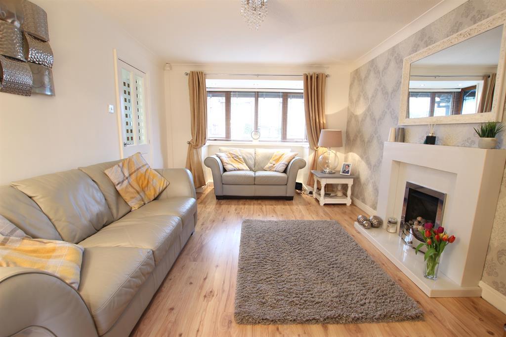 Milking Lane, Lower Darwen, BB3 0RB 4 bed detached house £240,000