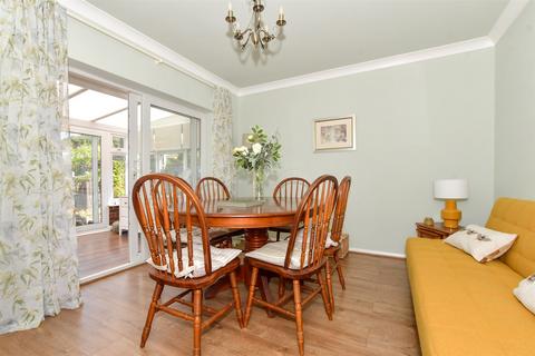 1 bedroom semi-detached bungalow for sale, Warren Drive, Broadstairs, Kent