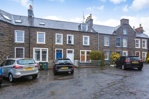 3 Burrell Square, Crieff, PH7 4DP