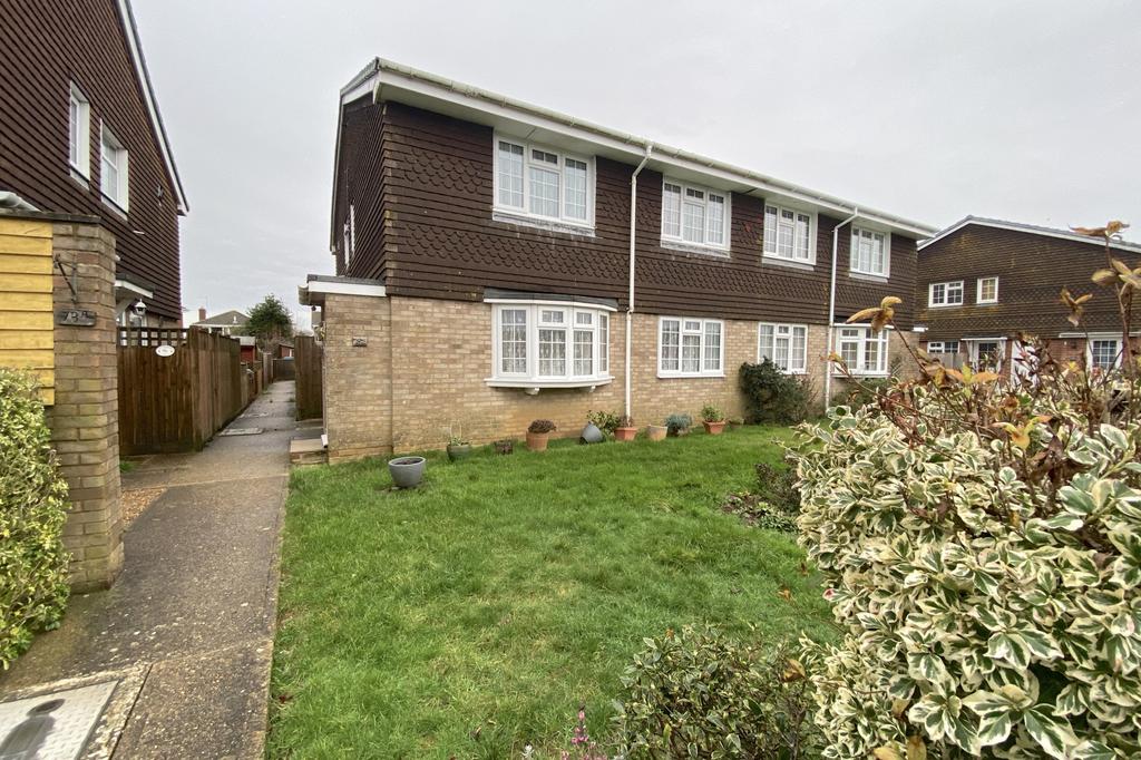 Anglesey Avenue, Hailsham, East... 2 bed flat £160,000