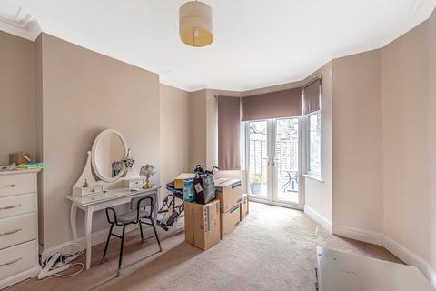 34 Hillside Drive, Edgware, HA8 7PG