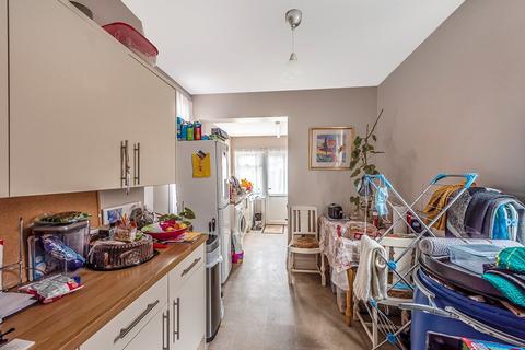 34 Hillside Drive, Edgware, HA8 7PG