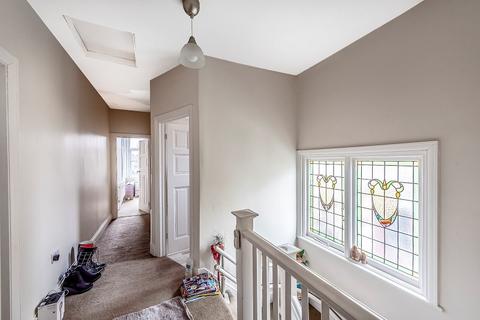 34 Hillside Drive, Edgware, HA8 7PG