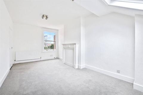 Flat 3, 117 Rathcoole Gardens, London, N8 9PH
