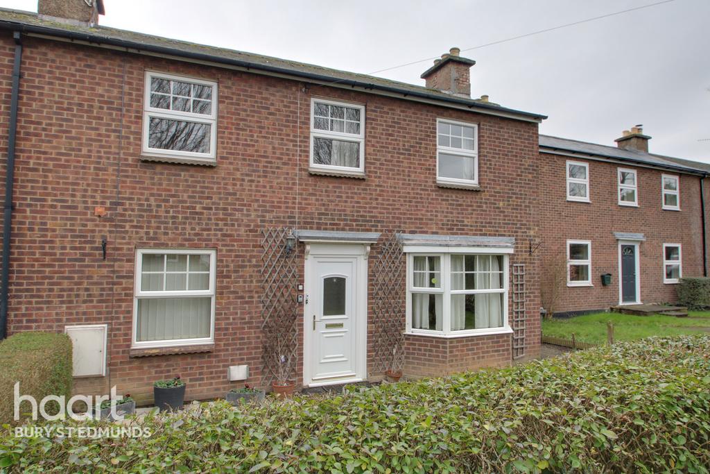 Grove Park, Bury St Edmunds 3 bed semidetached house £250,000