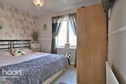 20 Welfare Road, Woodlands, Doncaster, DN6 7QD