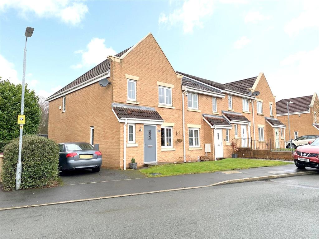 Jethro Street, Bolton, BL2 4 bed semidetached house £175,000