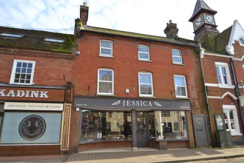 61a High Street, Fordingbridge, SP6 1AS
