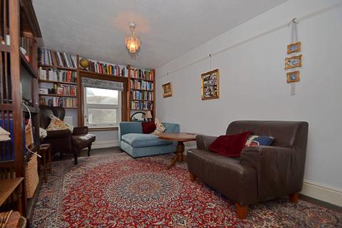 61a High Street, Fordingbridge, SP6 1AS