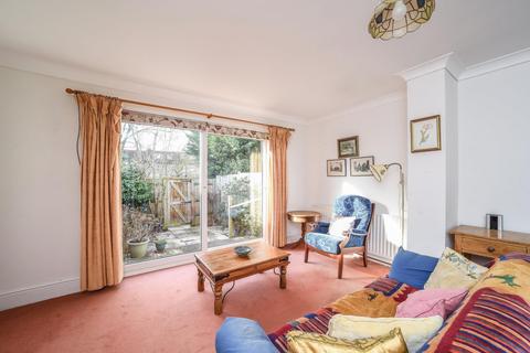 Flat 2, 28 Penrith Road, New Malden, KT3 3QS