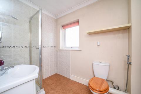 Flat 2, 28 Penrith Road, New Malden, KT3 3QS