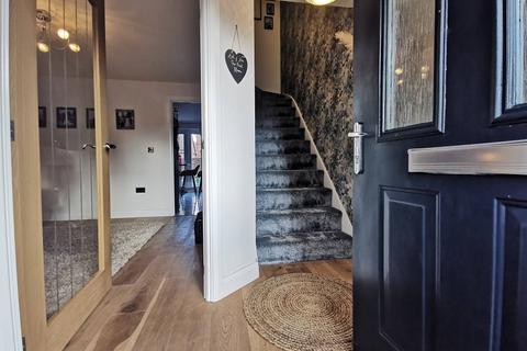 10 Graig Y Fforest, Godrergraig, Swansea, SA9 2DP