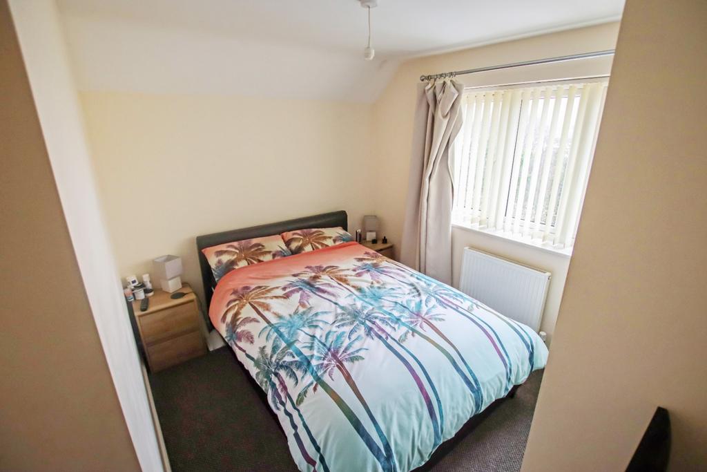 Gainsford Road,Southampton,SO19 7AU 2 bed flat £145,000