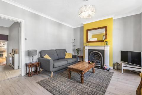 11a Vanderbilt Road, London, SW18 3BG