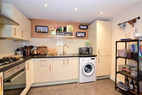 28 College Square, Westgate-on-sea, CT8 8BW