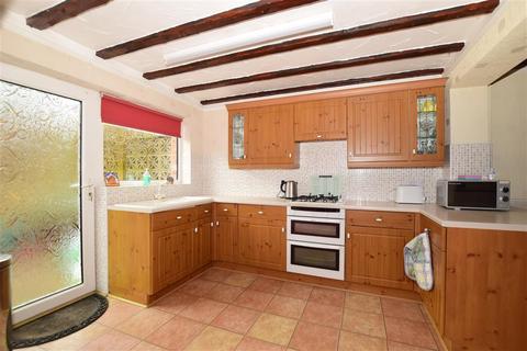30 Ash Crescent, Higham, Rochester, ME3 7BA