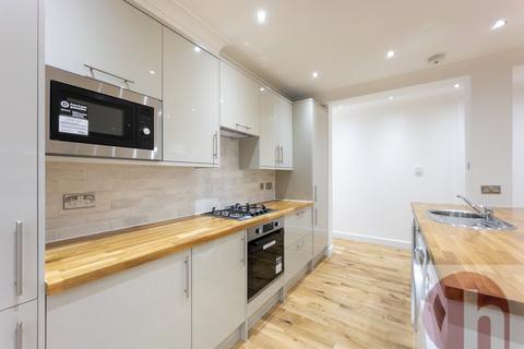 3 bedroom flat to rent, Nant Road, Golders Green